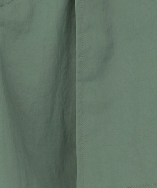 JOSEPH STUDIO（ジョゼフストゥディオ）の「ナイロンサージ　ショートパンツ（その他パンツ・メンズ・グリーン系/ブラック系・6/8）」の6枚目の写真