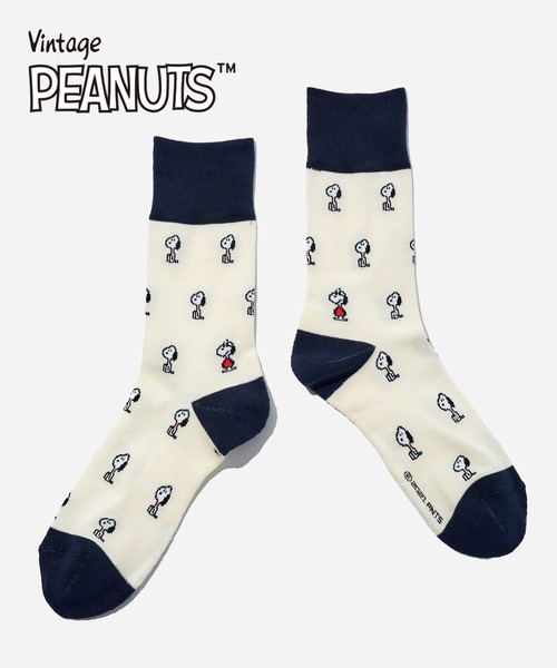 CHICSTOCKS（シックストックス）の「SNOOPY×CHICSTOCKS［パターン］（ソックス/靴下・レディース・アイボリー/ダークグレー/ベージュ/ネイビー・SMALL/MEDIUM/LARGE）」の2枚目の写真