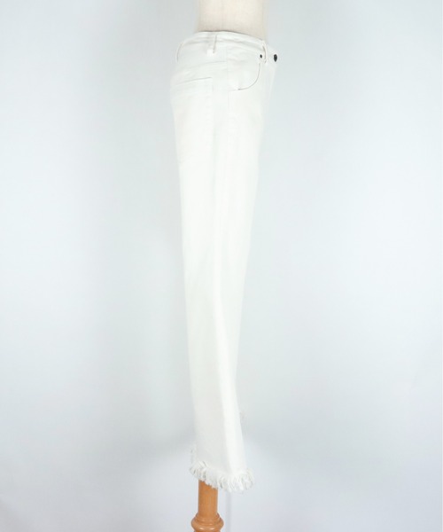AULA AILA（アウラアイラ）の「フリンジデニムパンツ（デニムパンツ・レディース・ホワイト/インディゴブルー/ブルー・1/0）」の11枚目の写真