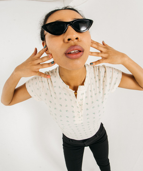 GIMME GIMME(ギミーギミー)の「【GIMME GIMME】Cat eye sunglasses gima22s007(サングラス・レディース・ブラック/ホワイト・FREE)」の13枚目の写真