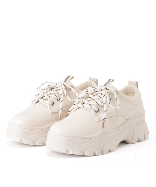 Lace Ladies（レースレディース）の「厚底レースアップラウンドフォルムスニーカー（スニーカー・レディース・ホワイト/アイボリー/ブラック・24/23.5/23/25/24.5/22.5）」の3枚目の写真