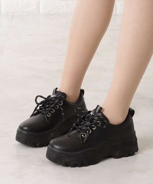Lace Ladies（レースレディース）の「厚底レースアップラウンドフォルムスニーカー（スニーカー・レディース・ホワイト/アイボリー/ブラック・24/23.5/23/25/24.5/22.5）」の22枚目の写真