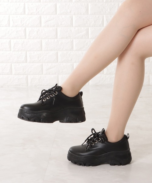 Lace Ladies（レースレディース）の「厚底レースアップラウンドフォルムスニーカー（スニーカー・レディース・ホワイト/アイボリー/ブラック・24/23.5/23/25/24.5/22.5）」の20枚目の写真