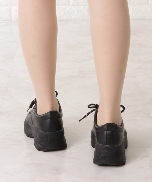 Lace Ladies（レースレディース）の「厚底レースアップラウンドフォルムスニーカー（スニーカー・レディース・ホワイト/アイボリー/ブラック・24/23.5/23/25/24.5/22.5）」の17枚目の写真