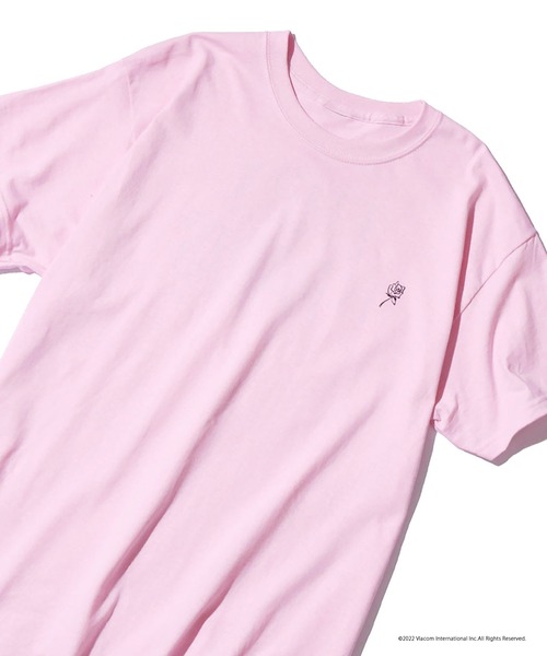 ROOPTOKYO(ループトウキョウ)の「ROOPTOKYO限定:EMILY IN PARIS バックロゴプリントS/S Tee 半袖Tシャツ ロゴT(Tシャツ/カットソー・レディース・ホワイト/ブラック/ライトピンク・L/M/S/XL)」の21枚目の写真