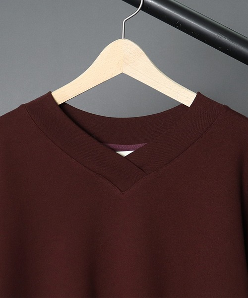 SAYAKADAVIS(サヤカディヴィス)の「【 SAYAKA DAVIS / サヤカデイヴィス 】 V-Neck Sweatshirt / Vネックスウェット(スウェット・レディース・ブラウン/アイボリー・X-SMALL)」の3枚目の写真