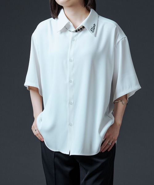 Ellno Loset（エルノロゼット）の「シシュウロゴレギュラーシャツ（シャツ/ブラウス・メンズ・ブラック/オフホワイト・MEDIUM/LARGE）」の2枚目の写真