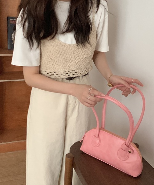 by muni:r（バイ ムニール）の「ソフトバゲットショルダーバッグ（ショルダーバッグ・レディース・ブラック/ブルー/グリーン/アイボリー/ライトパープル/ライトピンク/スモークピンク・ONE SIZE）」の21枚目の写真