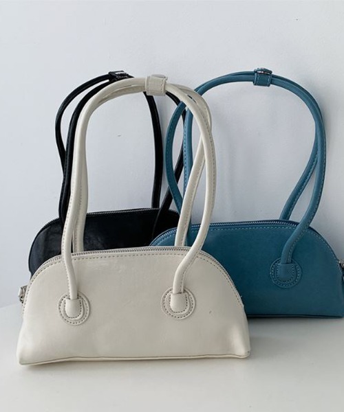 by muni:r（バイ ムニール）の「ソフトバゲットショルダーバッグ（ショルダーバッグ・レディース・ブラック/ブルー/グリーン/アイボリー/ライトパープル/ライトピンク/スモークピンク・ONE SIZE）」の9枚目の写真