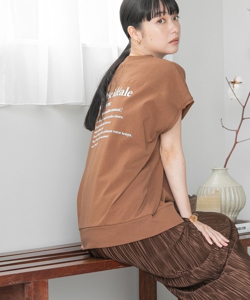 LOWRYS FARM(ローリーズファーム)の「オーバーサイズプリントTシャツ 288952(Tシャツ/カットソー・レディース・ホワイト/チャコールグレー/ブラウン/グレー・FREE)」の1枚目の写真