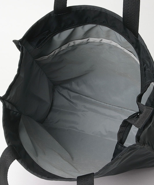 ⭐︎laki⭐︎レスポートサック UPTOWN LG BOOK TOTE 黒 LeSportsac（レスポートサック）の「UPTOWN LG BOOK TOTE アップタウン