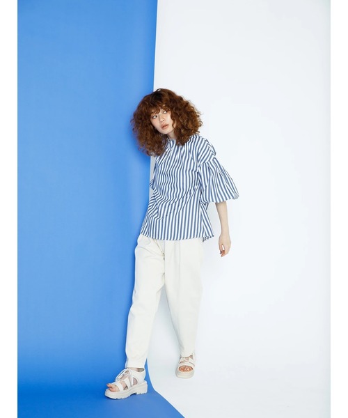 koe（コエ）の「ストライプボリューム袖プルオーバーブラウス（シャツ/ブラウス・レディース・ネイビー/グリーン・FREE）」の12枚目の写真