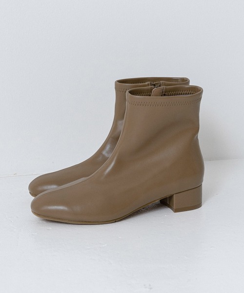 LEPSIM(レプシィム)の「ストレッチローヒールブーツ 344211(ブーツ・レディース・ブラック/ブラウン/アイボリー・SMALL/MEDIUM/LARGE/X-LARGE)」の3枚目の写真