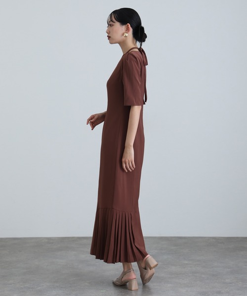 atlo パーティドレス　オケージョンドレス　ブラウン　Mサイズ　人気 atlo（アトロ） ドレス ミモレ丈＆袖ありフォーマルジャガード