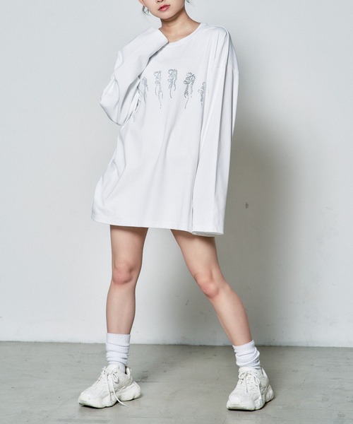 Whinny（ホワイニー）の「Whinny/ギラギララメラメティー（Tシャツ/カットソー・レディース・ホワイト/ブラック・FREE）」の3枚目の写真