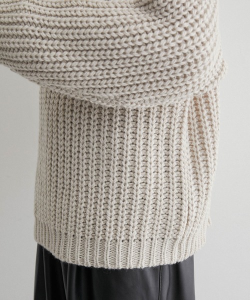 JUNRED（ジュンレッド）の「ローゲージビッグニット（ニット/セーター・メンズ・サックスブルー/オフホワイト/ブラック系その他・S/M/L）」の7枚目の写真