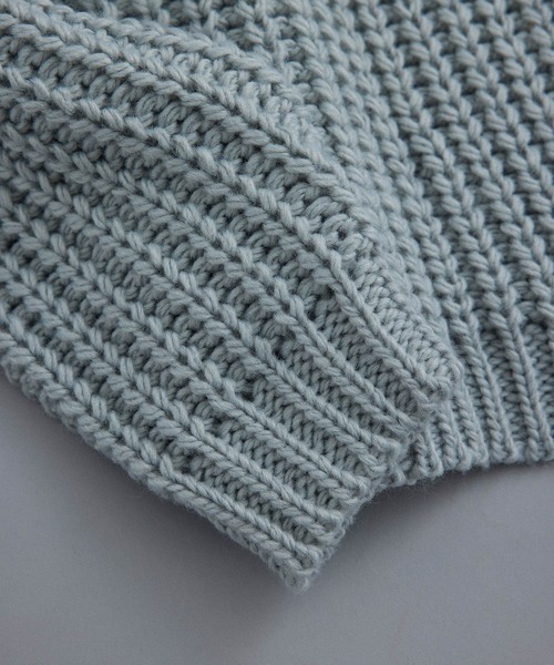 JUNRED（ジュンレッド）の「ローゲージビッグニット（ニット/セーター・メンズ・サックスブルー/オフホワイト/ブラック系その他・S/M/L）」の9枚目の写真