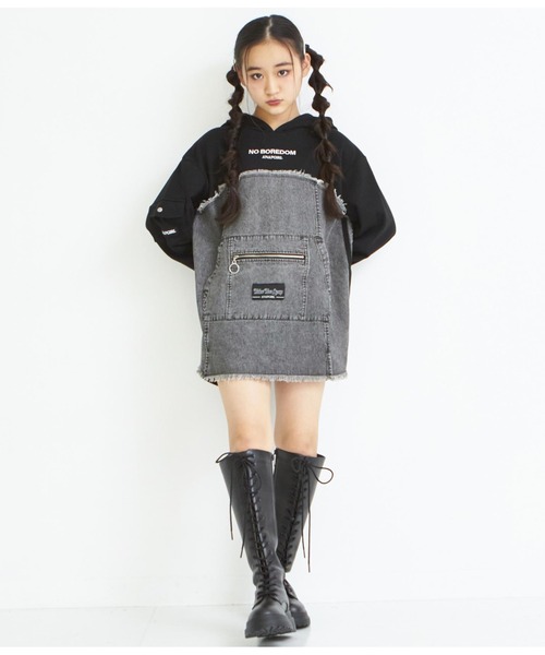 ANAP GiRL(アナップガール)の「デニム切替フーディーワンピース(ワンピース・キッズ・ブラック/ライトグレー・XS/M/S)」の16枚目の写真