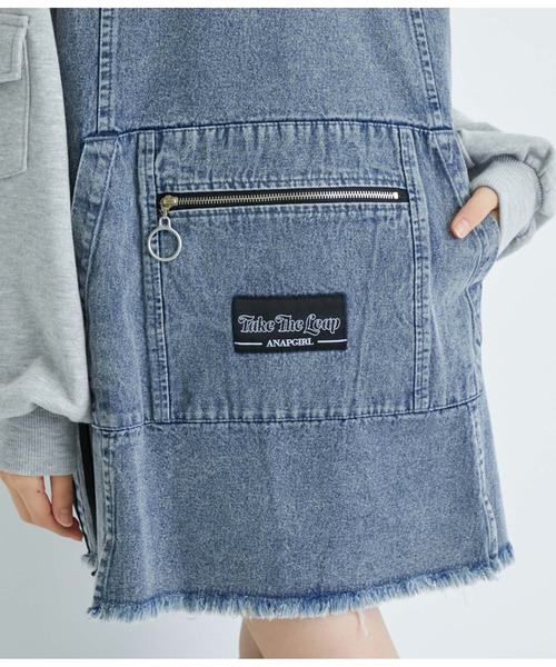 ANAP GiRL(アナップガール)の「デニム切替フーディーワンピース(ワンピース・キッズ・ブラック/ライトグレー・XS/M/S)」の6枚目の写真