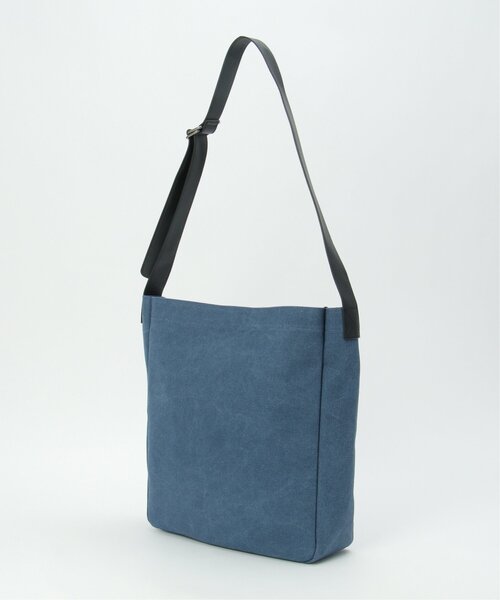 ikka（イッカ）の「ピグメントワンショルダーバッグ（ショルダーバッグ・メンズ・ベージュ/ブラック/ネイビー・FREE）」の12枚目の写真