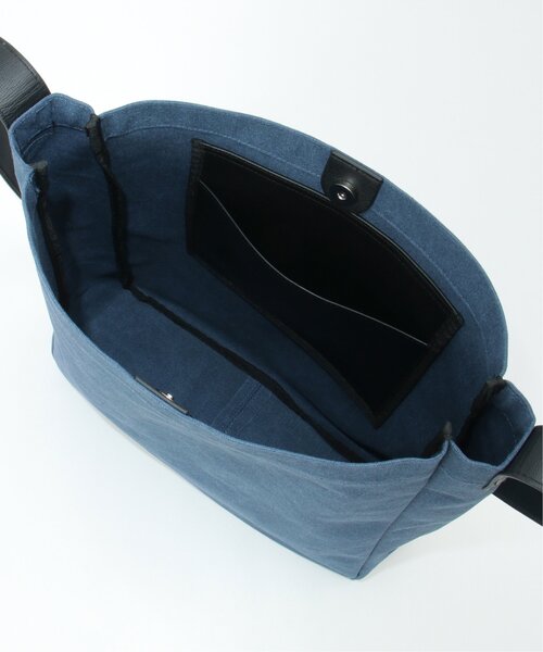 ikka（イッカ）の「ピグメントワンショルダーバッグ（ショルダーバッグ・メンズ・ベージュ/ブラック/ネイビー・FREE）」の14枚目の写真