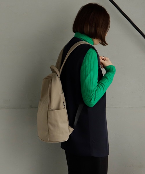 VitaFelice（ヴィータフェリーチェ）の「ナイロンリュックサック(L)（バックパック/リュック・レディース・ブラック/ベージュ/グレー・FREE）」の16枚目の写真