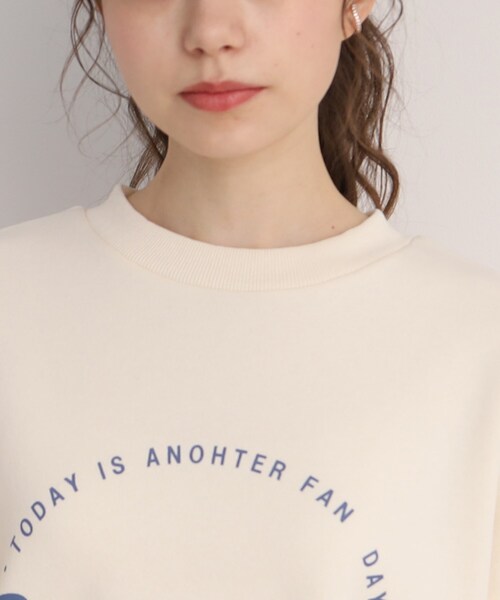 Cutie Blonde(キューティーブロンド)の「◆ロゴスウェット(スウェット・レディース・ホワイト系3/チャコール/ライトパープル/ネイビー系・00)」の10枚目の写真