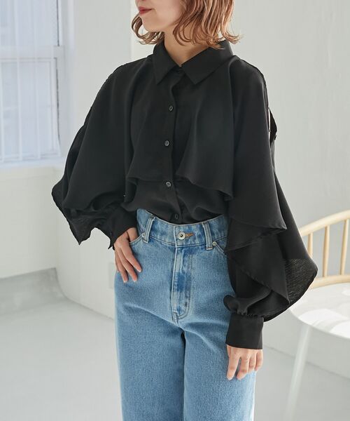 MAJESTIC LEGON（マジェスティックレゴン）の「肩あきケープブラウス（シャツ/ブラウス・レディース・アイボリー/ピンク/ライトグレー/ブラック・MEDIUM）」の7枚目の写真