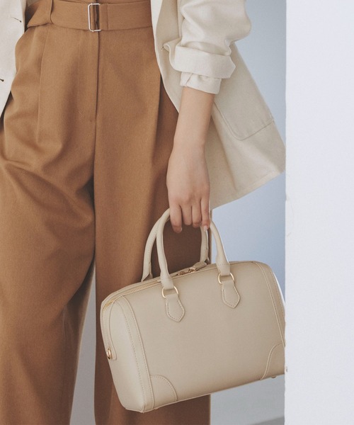 N.（N. Natural Beauty Basic）（エヌエヌナチュラルビューティーベーシック）の「ステッチボストンバッグ（トートバッグ・レディース・ベージュ/ブラック・ﾌﾘ-）」の2枚目の写真