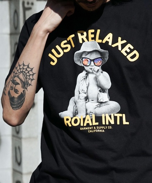roial(ロイアル)の「DESIGN TEE/ROIAL(ロイアル)半袖Tシャツ(Tシャツ/カットソー・メンズ・ホワイト/ブラック×イエロー/ベージュ/グレー系その他/グリーン・MEDIUM/LARGE/X-LARGE/SMALL)」の18枚目の写真