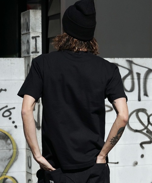 roial(ロイアル)の「DESIGN TEE/ROIAL(ロイアル)半袖Tシャツ(Tシャツ/カットソー・メンズ・ホワイト/ブラック×イエロー/ベージュ/グレー系その他/グリーン・MEDIUM/LARGE/X-LARGE/SMALL)」の15枚目の写真