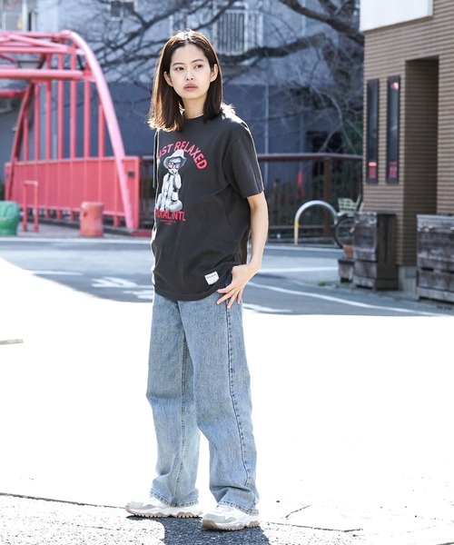 roial(ロイアル)の「DESIGN TEE/ROIAL(ロイアル)半袖Tシャツ(Tシャツ/カットソー・メンズ・ホワイト/ブラック×イエロー/ベージュ/グレー系その他/グリーン・MEDIUM/LARGE/X-LARGE/SMALL)」の19枚目の写真
