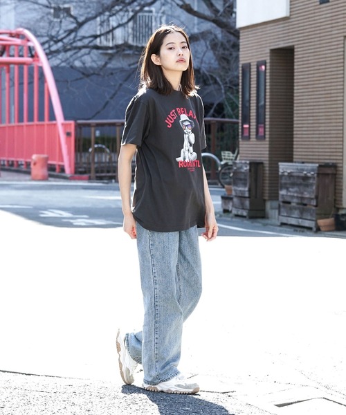 roial(ロイアル)の「DESIGN TEE/ROIAL(ロイアル)半袖Tシャツ(Tシャツ/カットソー・メンズ・ホワイト/ブラック×イエロー/ベージュ/グレー系その他/グリーン・MEDIUM/LARGE/X-LARGE/SMALL)」の20枚目の写真