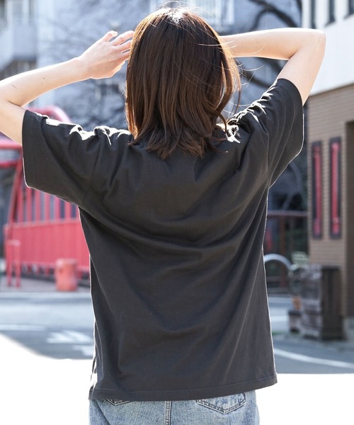 roial(ロイアル)の「DESIGN TEE/ROIAL(ロイアル)半袖Tシャツ(Tシャツ/カットソー・メンズ・ホワイト/ブラック×イエロー/ベージュ/グレー系その他/グリーン・MEDIUM/LARGE/X-LARGE/SMALL)」の22枚目の写真