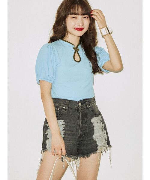 jouetie（ジュエティ）の「クラッシュデニムショートパンツ（デニムパンツ・レディース・ライトブルー/ブラック・SMALL/MEDIUM）」の4枚目の写真