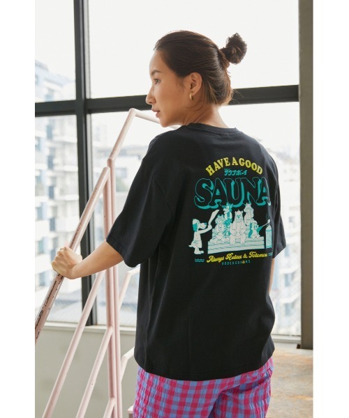 RODEO CROWNS WIDE BOWL（ロデオクラウンズワイドボウル）の「サウナボーイ HAVE A GOOD SAUNA Tシャツ（Tシャツ/カットソー・レディース・ブラック/オフホワイト/ブルー・MEDIUM/LARGE）」の13枚目の写真