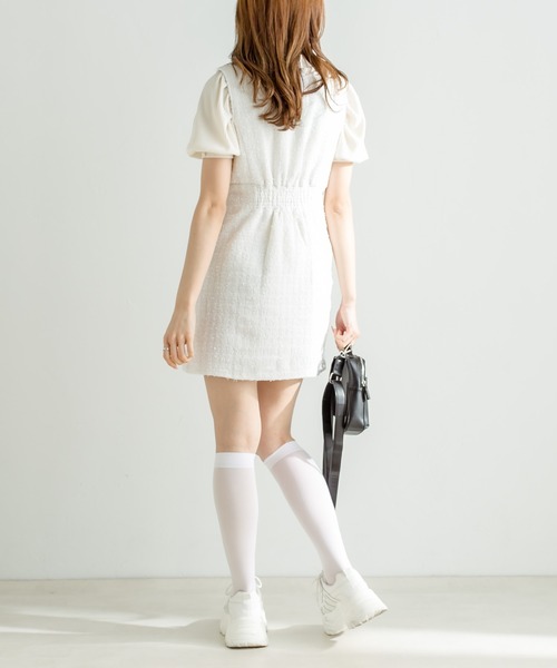 OLIVE des OLIVE（オリーブデオリーブ）の「【WEB限定カラー有】Vネックジャンスカ（ジャンパースカート・レディース・サックスブルー/ブラック/ホワイト/オフホワイト・FREE）」の12枚目の写真