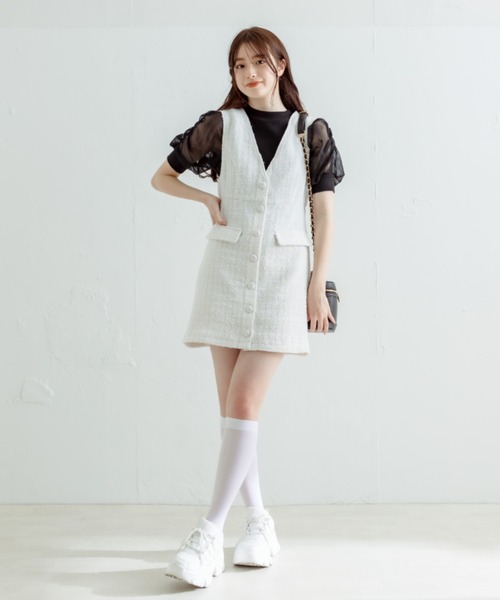 OLIVE des OLIVE（オリーブデオリーブ）の「【WEB限定カラー有】Vネックジャンスカ（ジャンパースカート・レディース・サックスブルー/ブラック/ホワイト/オフホワイト・FREE）」の9枚目の写真