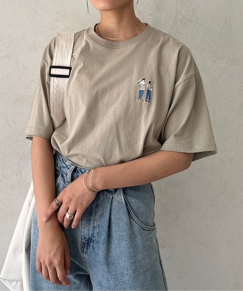 CPCM（シーピーシーエム）の「胸1ポイントヒゲサガラ刺繍T（Tシャツ/カットソー・レディース・グリーン/グレイッシュベージュ/ホワイト/ブラック/ベージュ/グリーン系その他/ホワイト系その他2/ホワイト系その他・LARGE/MEDIUM）」の5枚目の写真