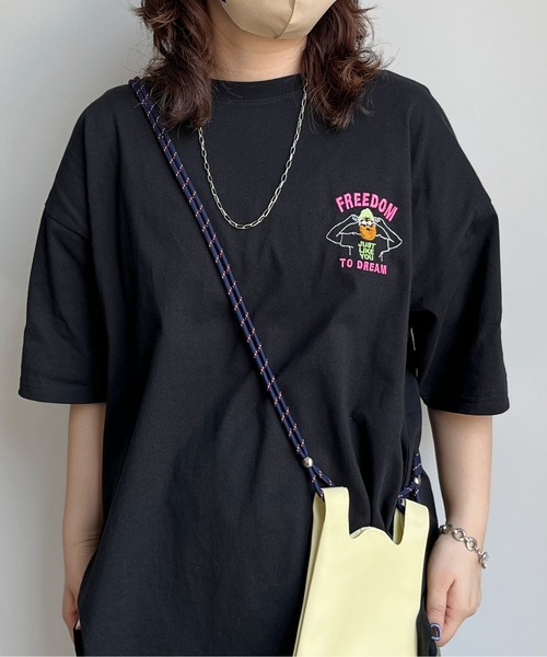 CPCM（シーピーシーエム）の「胸1ポイントヒゲサガラ刺繍T（Tシャツ/カットソー・レディース・グリーン/グレイッシュベージュ/ホワイト/ブラック/ベージュ/グリーン系その他/ホワイト系その他2/ホワイト系その他・LARGE/MEDIUM）」の4枚目の写真