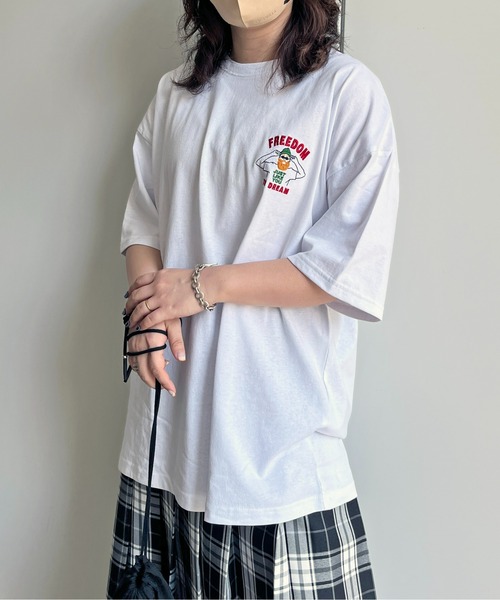 CPCM（シーピーシーエム）の「胸1ポイントヒゲサガラ刺繍T（Tシャツ/カットソー・レディース・グリーン/グレイッシュベージュ/ホワイト/ブラック/ベージュ/グリーン系その他/ホワイト系その他2/ホワイト系その他・LARGE/MEDIUM）」の9枚目の写真