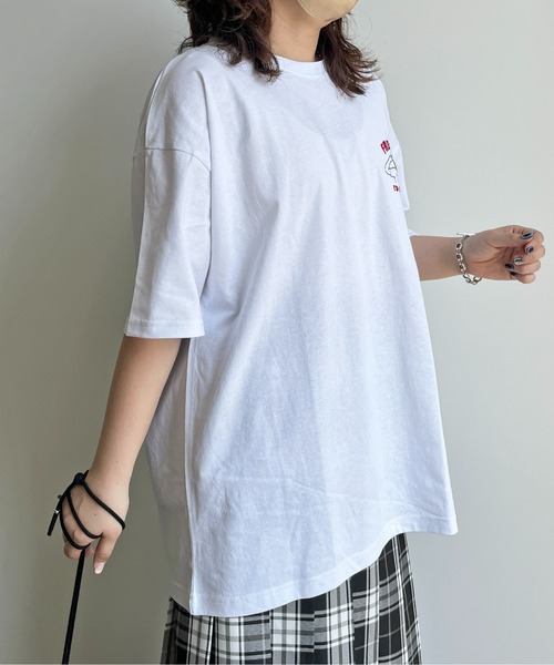 CPCM（シーピーシーエム）の「胸1ポイントヒゲサガラ刺繍T（Tシャツ/カットソー・レディース・グリーン/グレイッシュベージュ/ホワイト/ブラック/ベージュ/グリーン系その他/ホワイト系その他2/ホワイト系その他・LARGE/MEDIUM）」の12枚目の写真