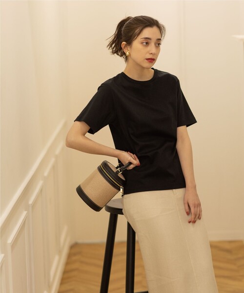 OPAQUE.CLIP（オペークドットクリップ）の「◆シルク調スーピマコットン ベーシックTシャツ【洗濯機洗い可】（Tシャツ/カットソー・レディース・サンドベージュ/ブラウン系その他5/ホワイト系/ブラック/ライトブルー・36/38/40/42）」の19枚目の写真