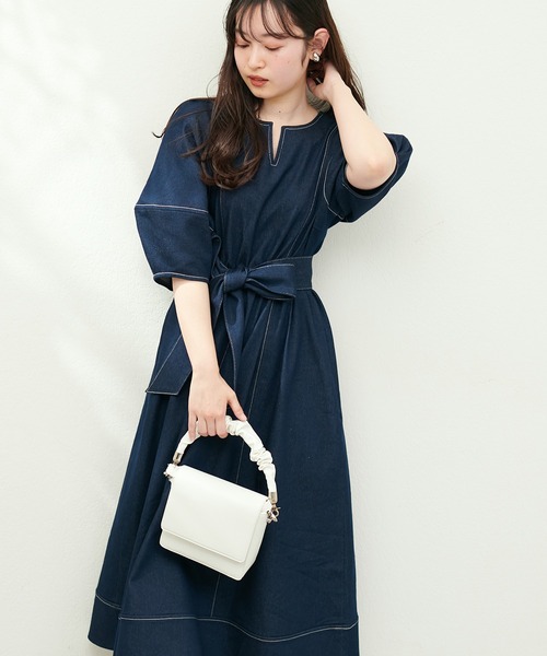 natural couture(ナチュラルクチュール)の「お家で洗える/ランタンスリーブワンピース(ワンピース・レディース・インディゴブルー/ブラック/オフホワイト・SMALL/MEDIUM/LARGE)」の7枚目の写真