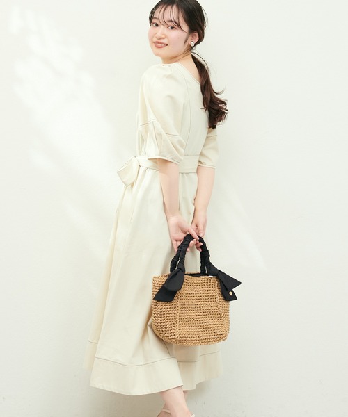 natural couture(ナチュラルクチュール)の「お家で洗える/ランタンスリーブワンピース(ワンピース・レディース・インディゴブルー/ブラック/オフホワイト・SMALL/MEDIUM/LARGE)」の15枚目の写真