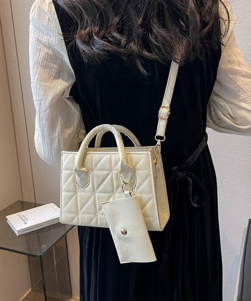 Jasmine Grandiflorum（ジャスミングランディフローラム）の「PUレザーミニショルダーバッグ（ハンドバッグ・レディース・パープル/グリーン/ホワイト/ブラック/イエロー・FREE）」の2枚目の写真