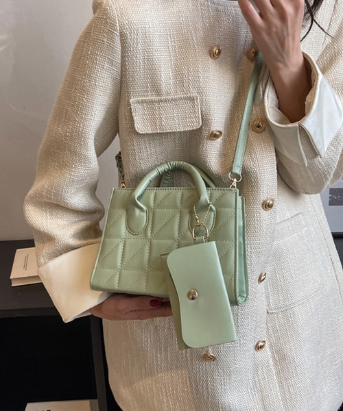 Jasmine Grandiflorum（ジャスミングランディフローラム）の「PUレザーミニショルダーバッグ（ハンドバッグ・レディース・パープル/グリーン/ホワイト/ブラック/イエロー・FREE）」の4枚目の写真