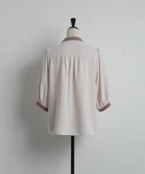 tocco closet(トッコ クローゼット)の「【ZOZO限定】ラッフルタイ付き配色ブラウス(シャツ/ブラウス・レディース・ベージュ系その他/グレー系その他・M)」の16枚目の写真