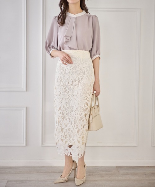 tocco closet(トッコ クローゼット)の「【ZOZO限定】ラッフルタイ付き配色ブラウス(シャツ/ブラウス・レディース・ベージュ系その他/グレー系その他・M)」の12枚目の写真