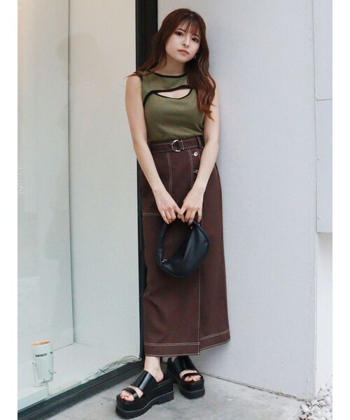 MURUA（ムルーア）の「パイピングラインタンク（タンクトップ・レディース・ブラック/カーキ・FREE）」の11枚目の写真